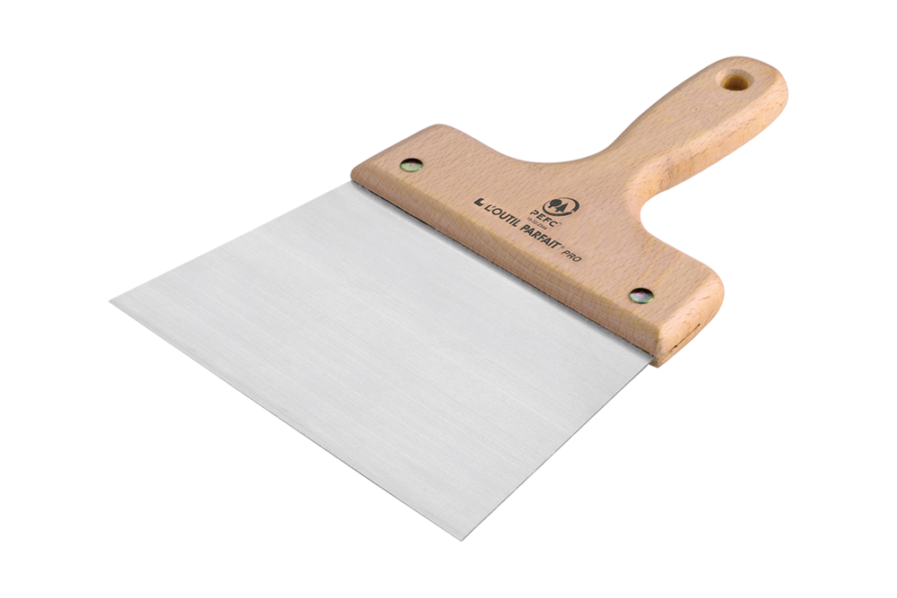 Image du produit COUTEAU ENDUIRE LAME ACIER VERNIE 08CM MANCHE BOIS