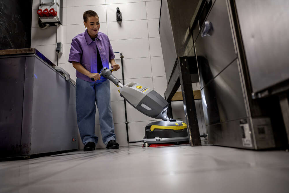 Image du produit AUTOLAVEUSE KARCHER COMPACTE K-MOP 46 BP PACK 36/75