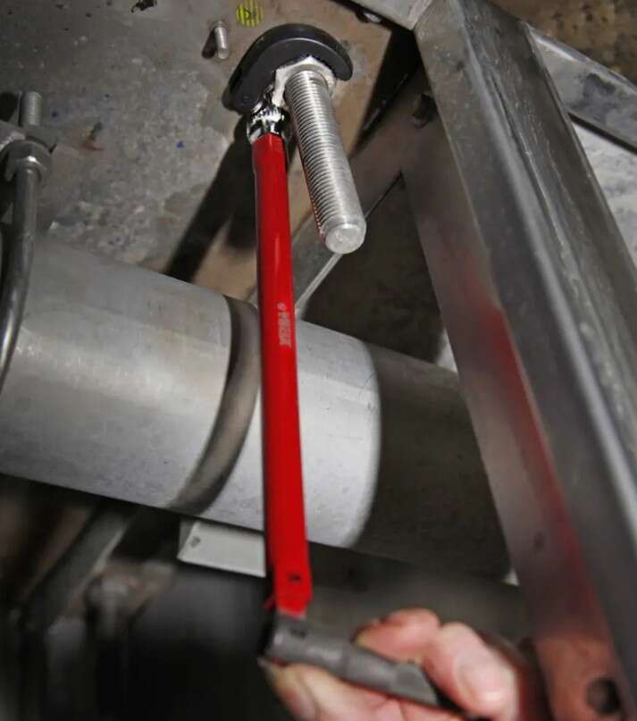 Image du produit CLE ECROU ROBINET LIVREE AVEC EMBOUTS HEXAGONAUX